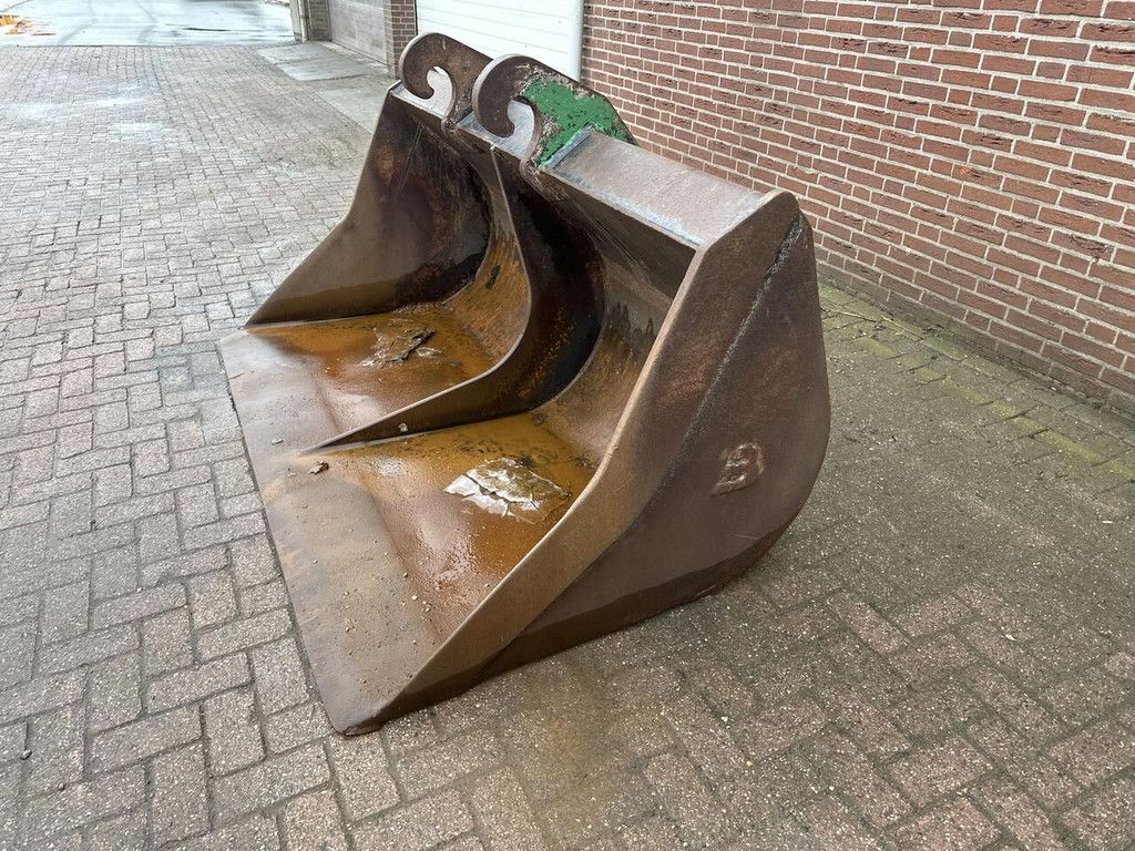 Beco CW30 - Gebruikt grading bucket
