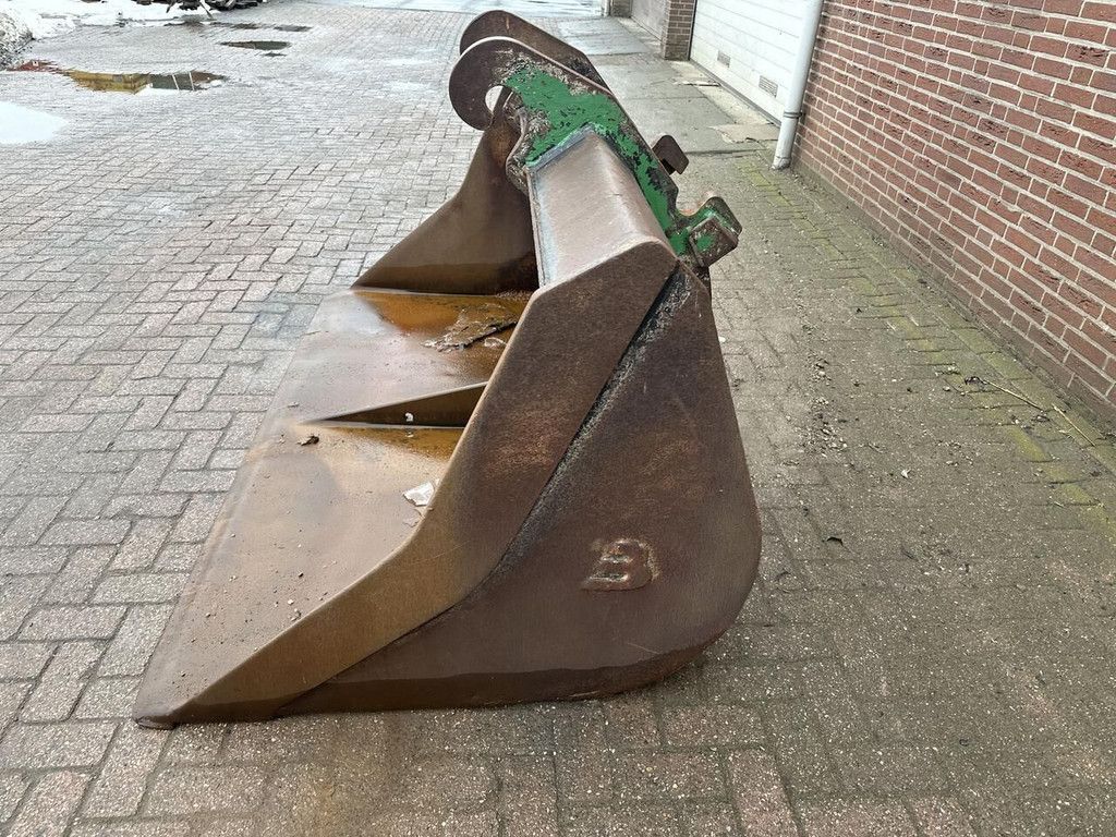 Beco CW30 - Gebruikt grading bucket