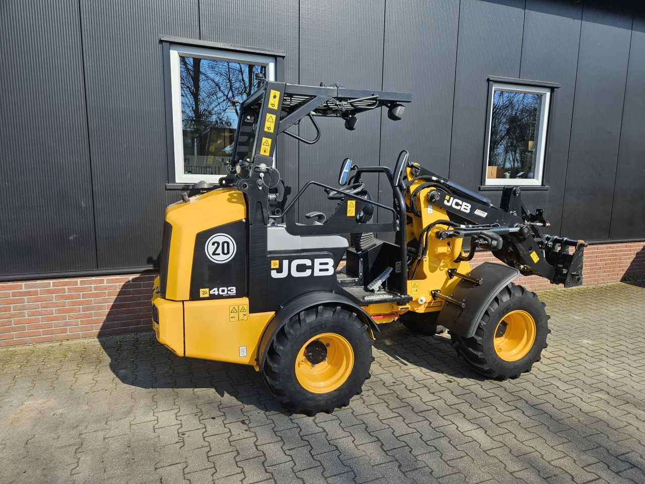 JCB 403 Demo Stage V