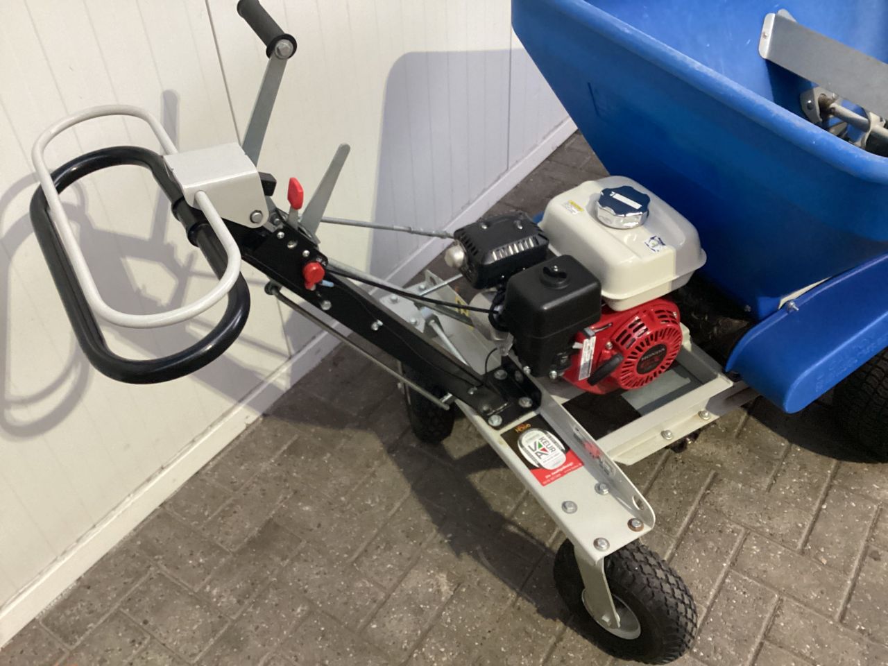 Te huur of te koop, Ecolawn 250 compoststrooier (topdresser).