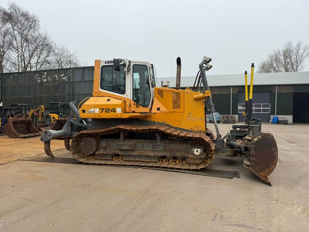 Liebherr PR 724 LGP - only 9055 hours!
