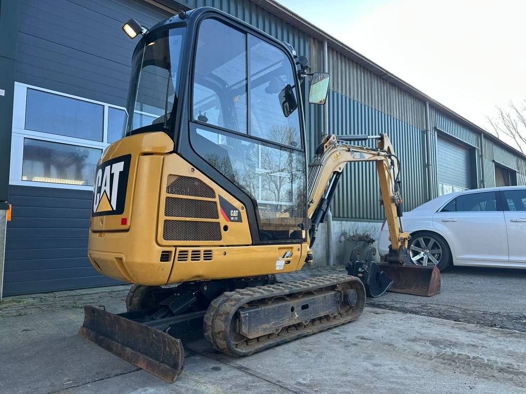 CAT 301.7 D