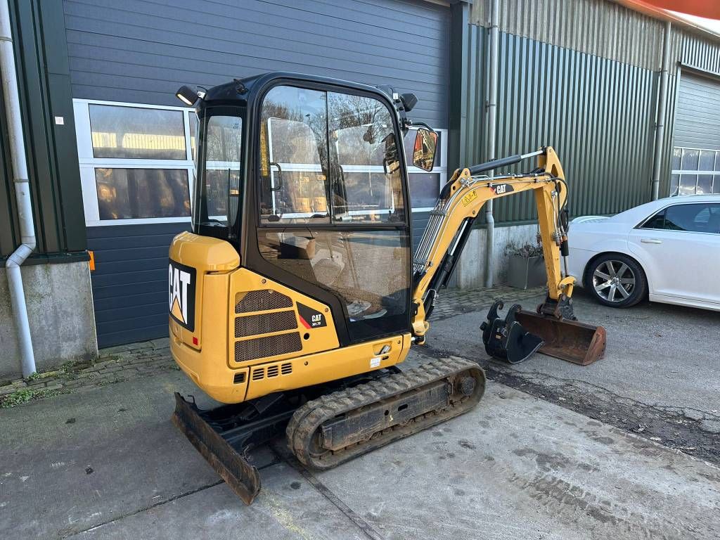 CAT 301.7 D
