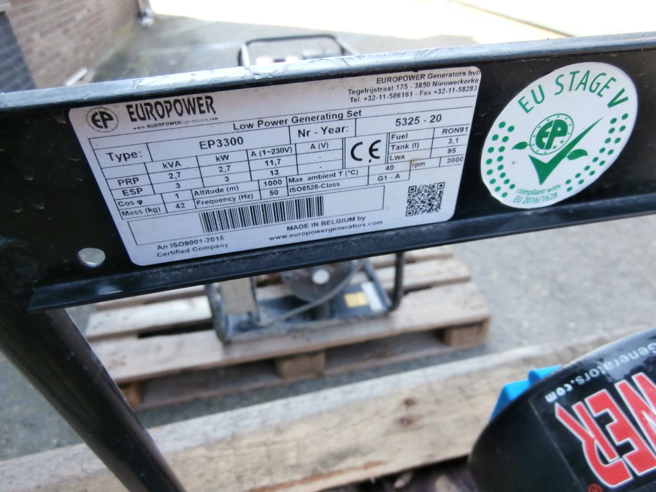4 stuks aggregaten 2x diesel 4,2 Kva 2x benzine waarvan 1 zgan