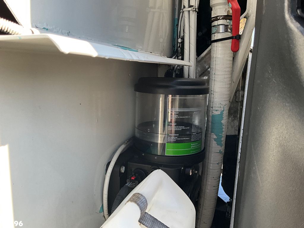 Volvo FE 260 Haller 17m³