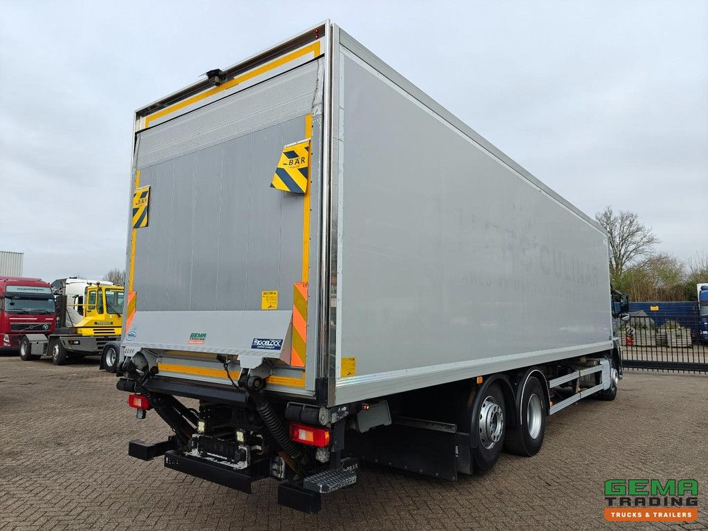 Volvo FM 330 6x2/4 Day Cab Euro6 - Refrigerated/Freezer Box 9.8M - FrigoBlock - Tail Lift 2000KG - Compartments