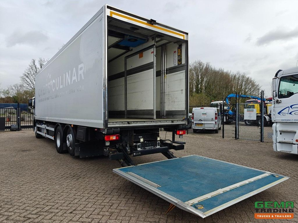 Volvo FM 330 6x2/4 Day Cab Euro6 - Refrigerated/Freezer Box 9.8M - FrigoBlock - Tail Lift 2000KG - Compartments
