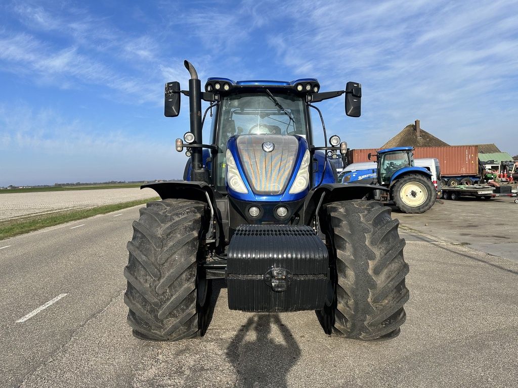 New Holland T7.270