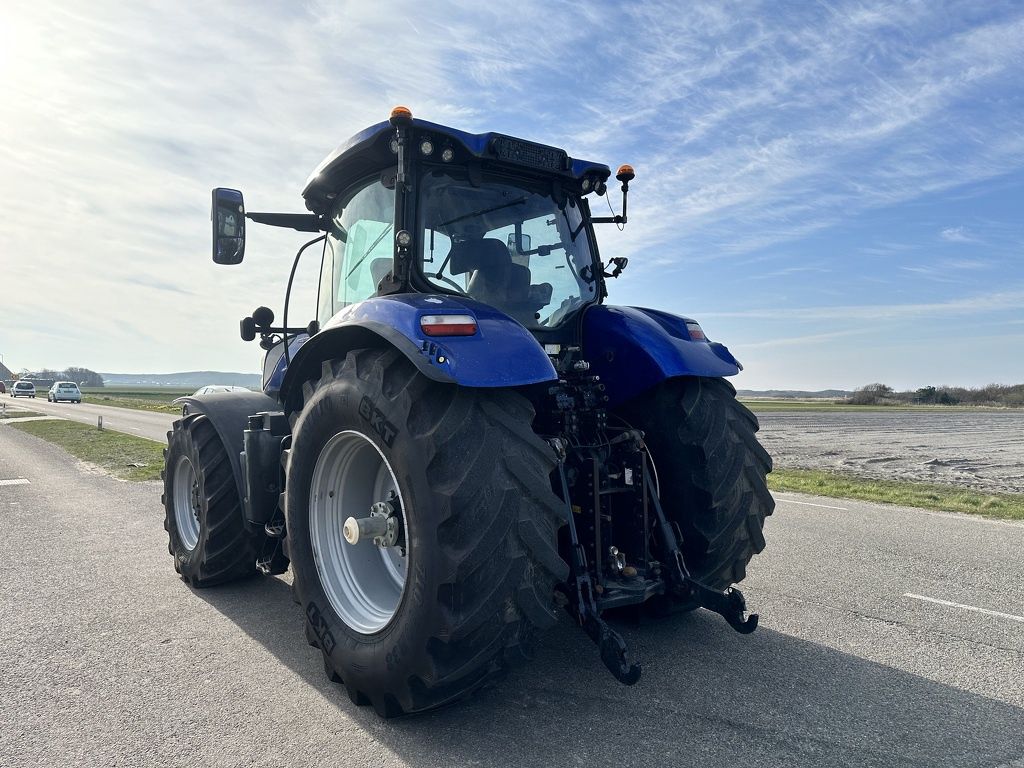 New Holland T7.270
