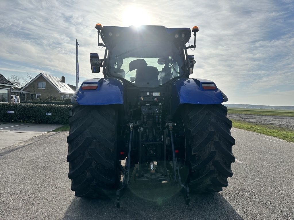 New Holland T7.270