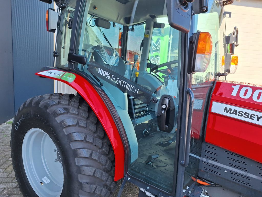 Massey Ferguson E-1700 HC