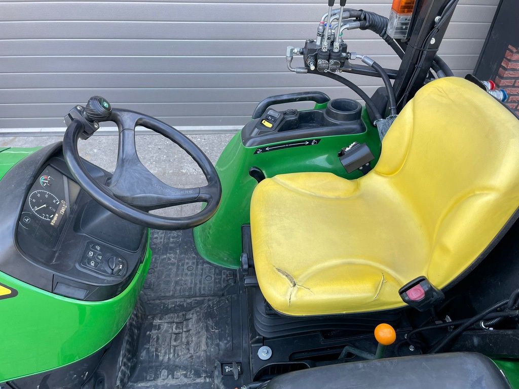 John Deere 3038E compacttractor 38 PK