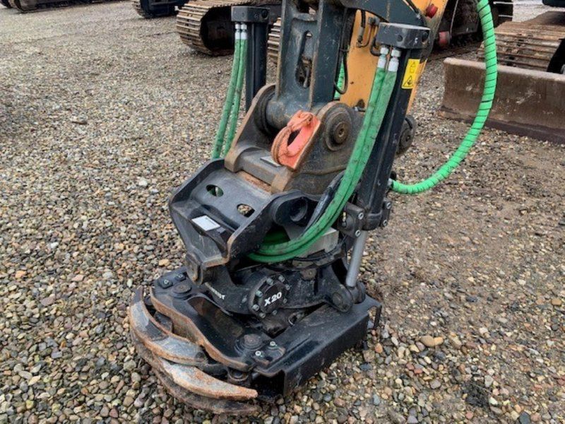 Hyundai ROB 125LCR-9A