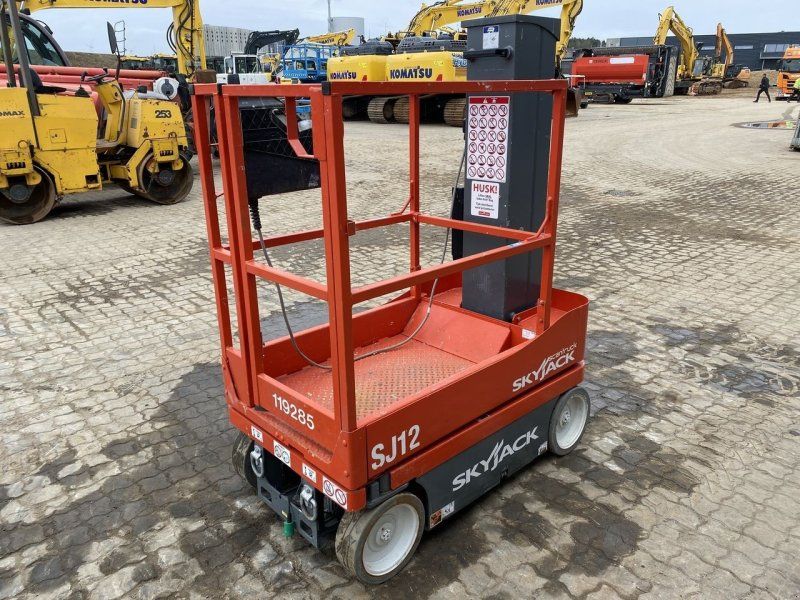 Skyjack SJ12