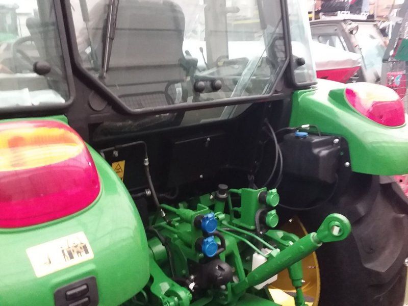 John Deere 5075E (Stage V)