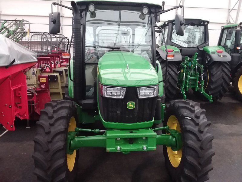 John Deere 5075E (Stage V)