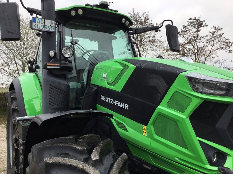 Deutz-Fahr Agrotron 6160, Agrosky, Dachluke mit UV-Beschich