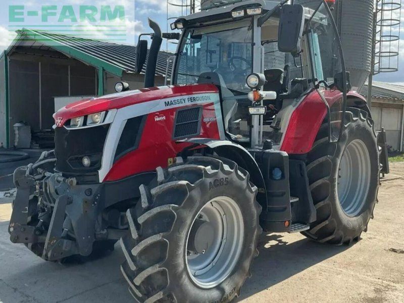 Massey Ferguson tracteur 6s 155