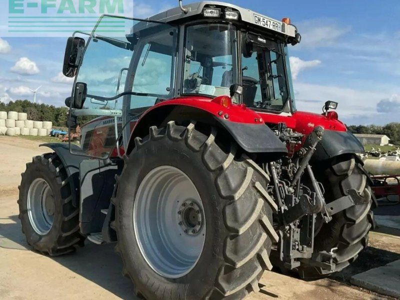 Massey Ferguson tracteur 6s 155
