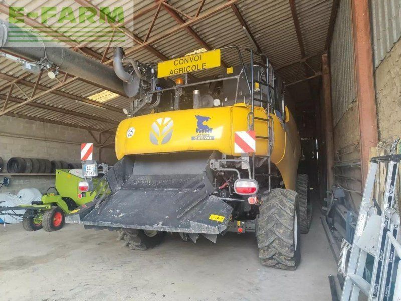 New Holland cr 8.90 éléion