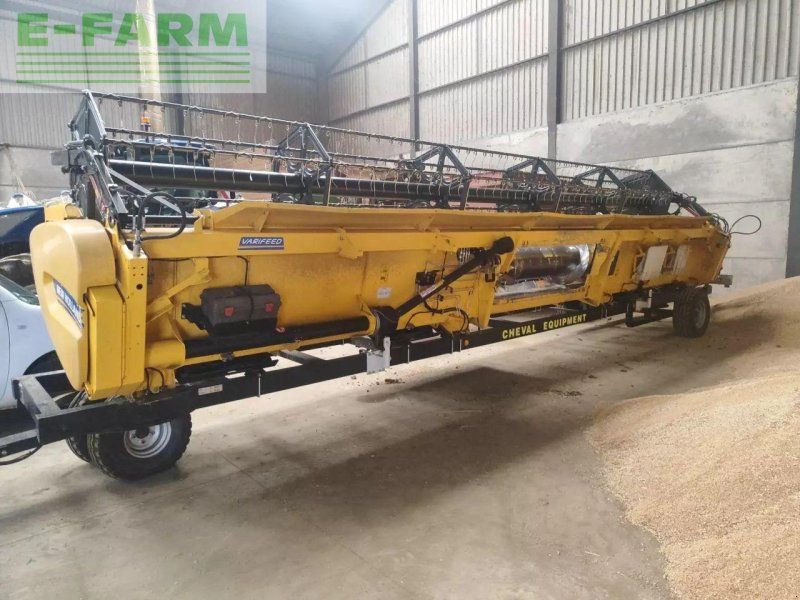 New Holland cr 8.90 éléion