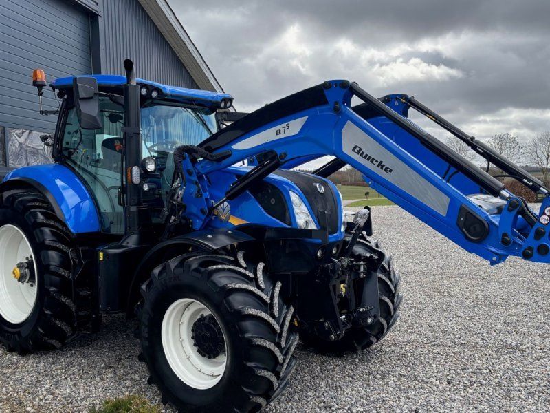 New Holland T7.215 S frontlift + frontlæsser, som ny