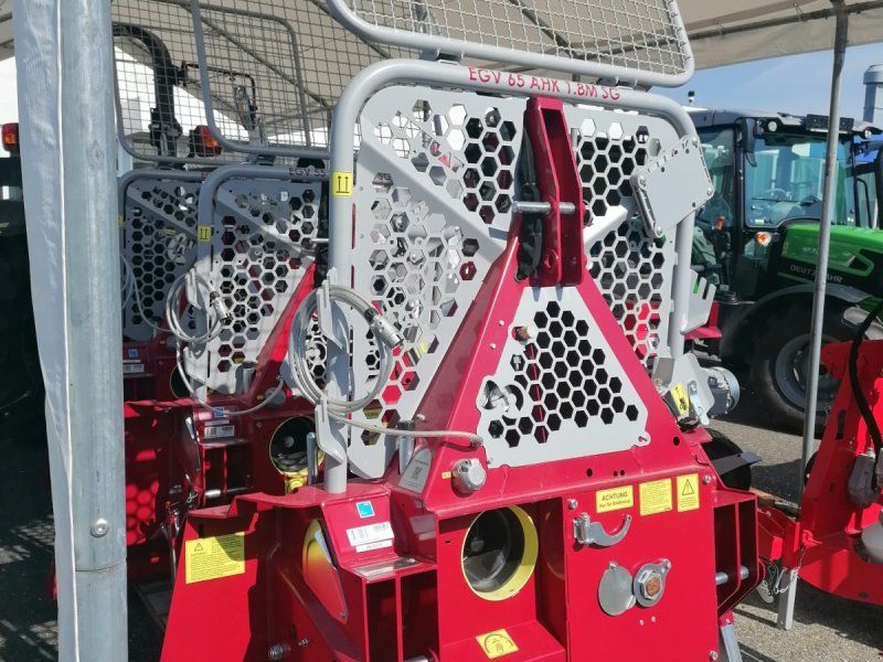 Tajfun EGV65 AHK SG 180 Schild