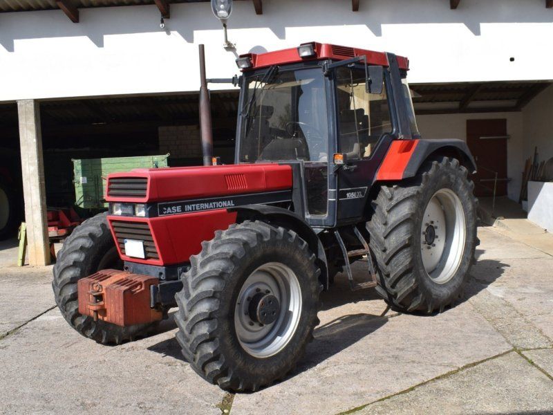 Case IH 1056 XL