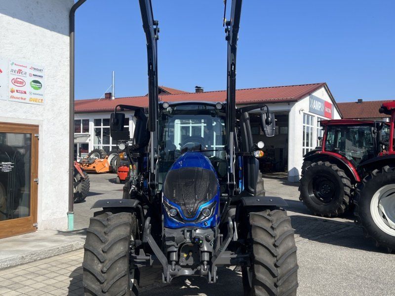 Valtra G135 Versu