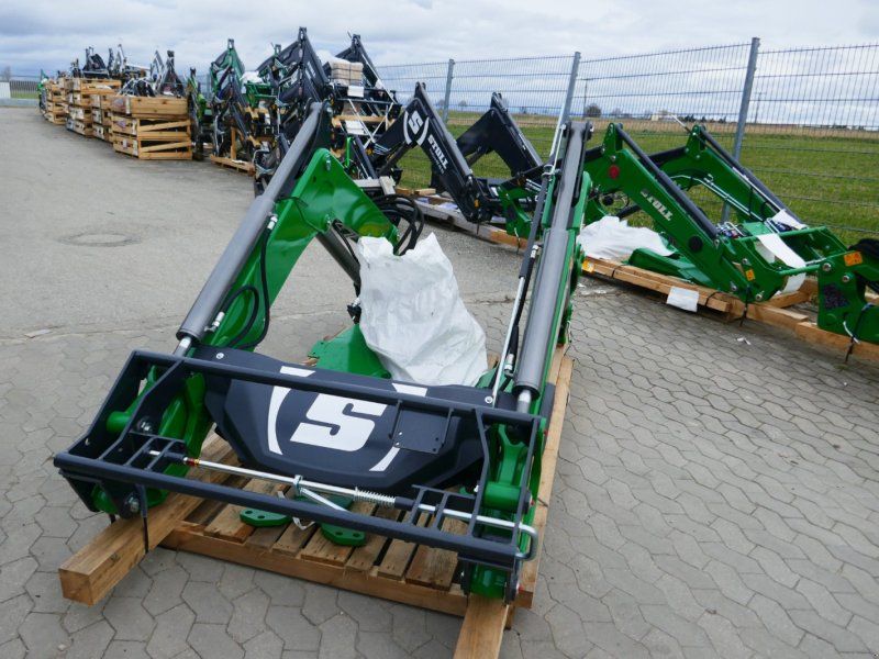 Stoll Komplettlader zu John Deere 6090 bis 6110 M/MC/RC. Abgela