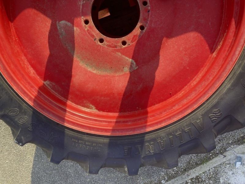 Alliance 270/95 R38 + 320/90 R50