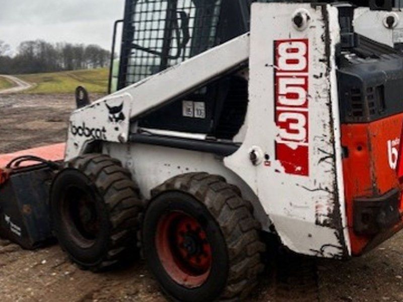 Bobcat 853