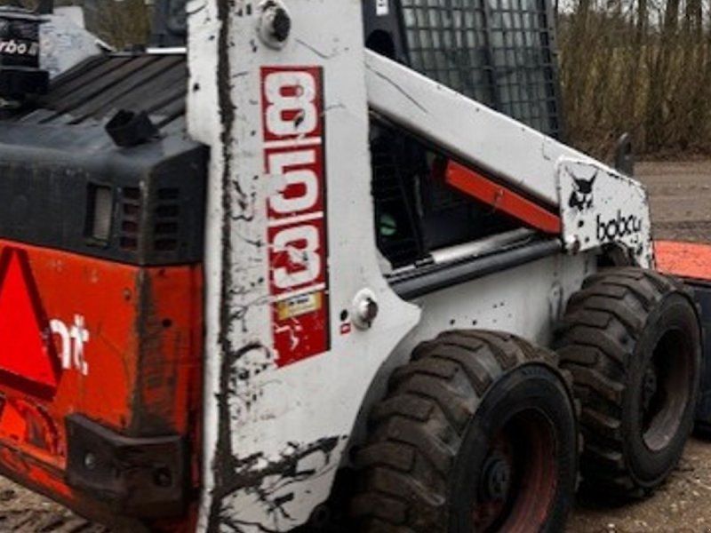 Bobcat 853