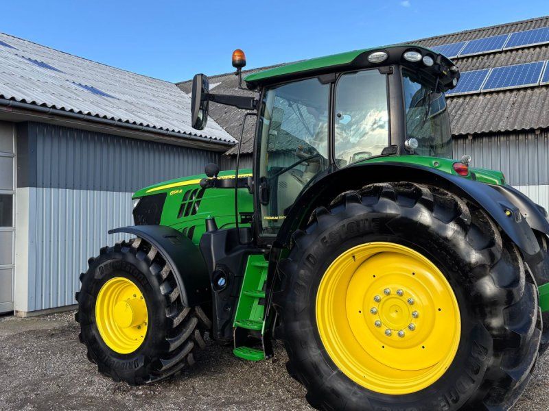 John Deere 6195R Premium Edition m. frontlift