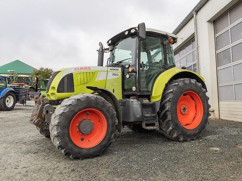 Claas Arion 620