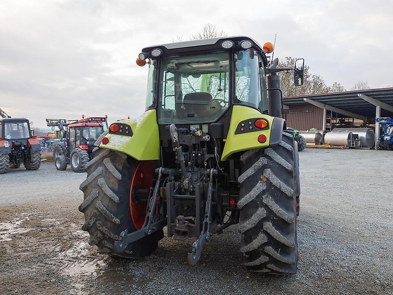 Claas Arion 430