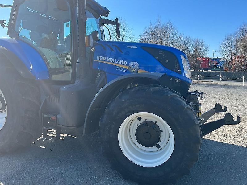 New Holland T7.230 AC