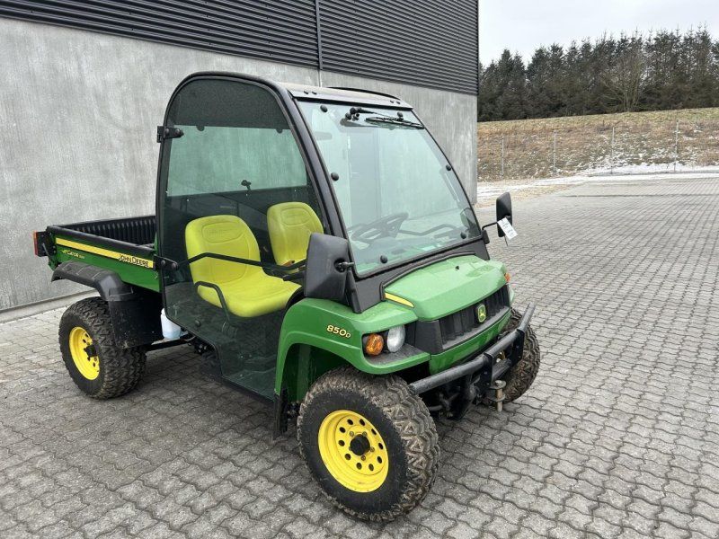 John Deere XUV 850