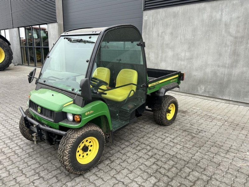 John Deere XUV 850