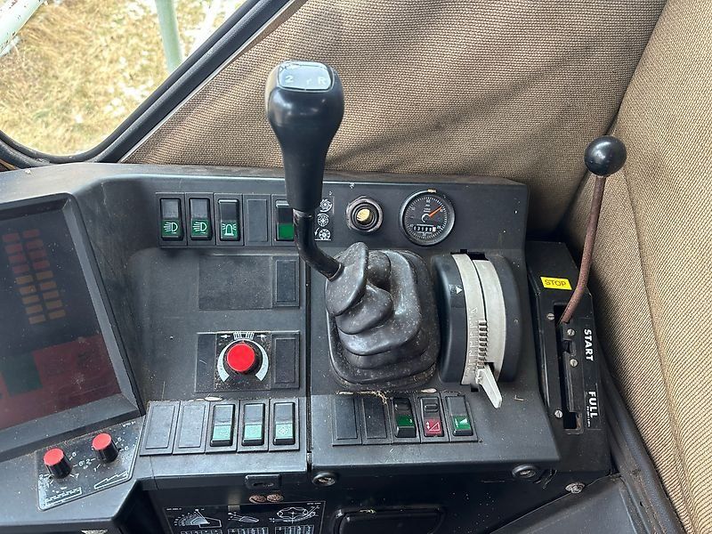 Claas Dominator 108 S