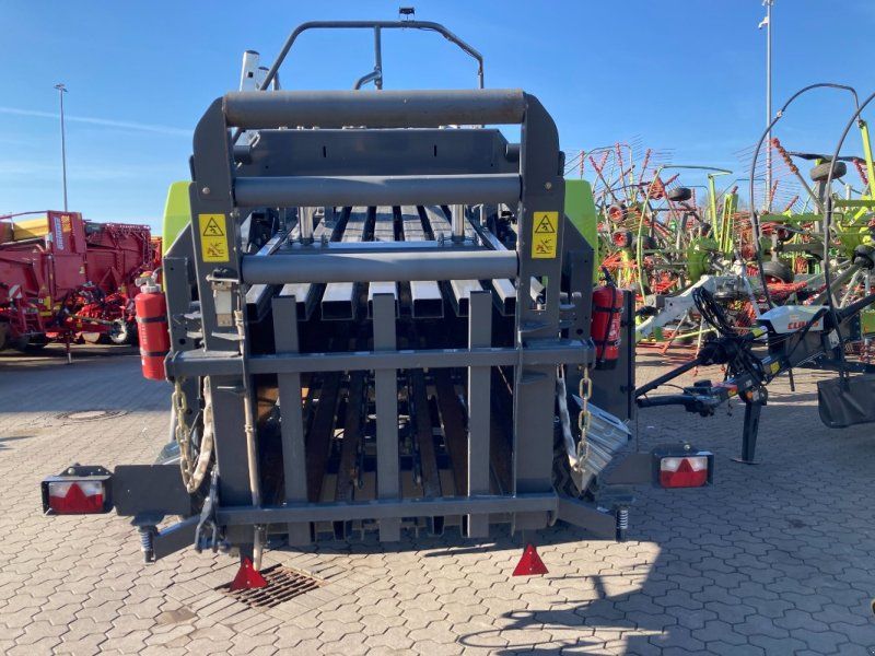 Claas Quadrant 5300 FC