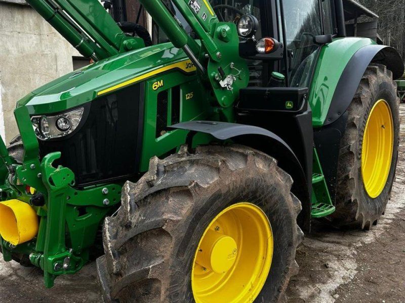 John Deere 6M 125