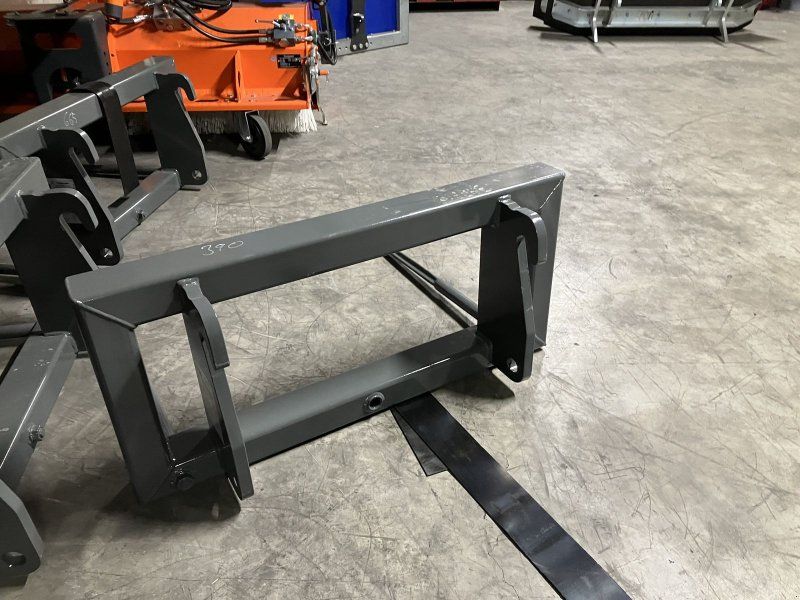 Weidemann Ballenspieß