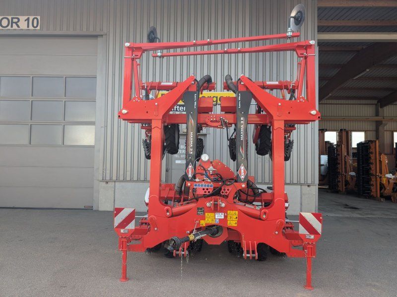 Kuhn Maxima 3 R 8 reihig