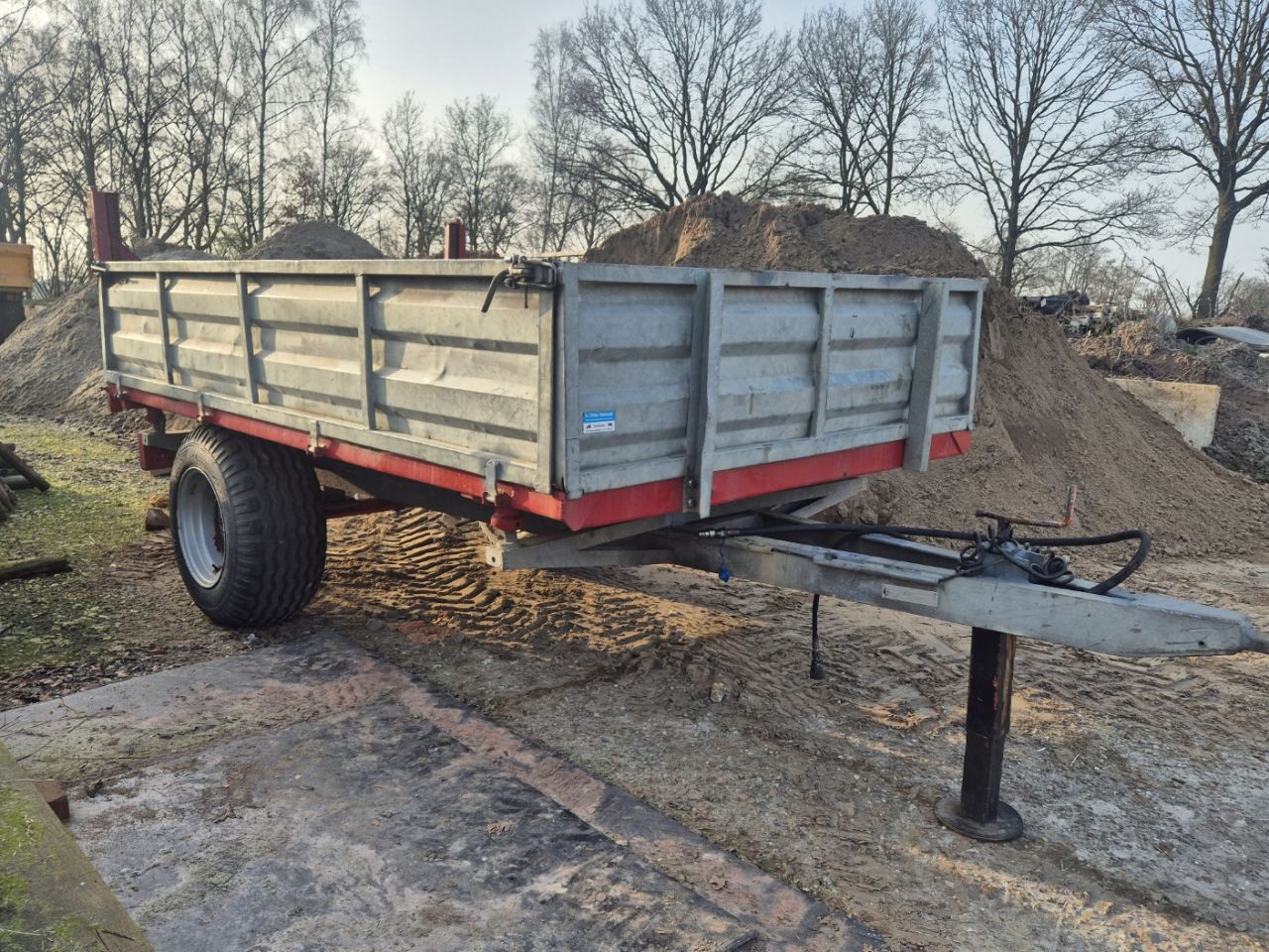 Enkelas 3 zijdige kipper bakkenwagen