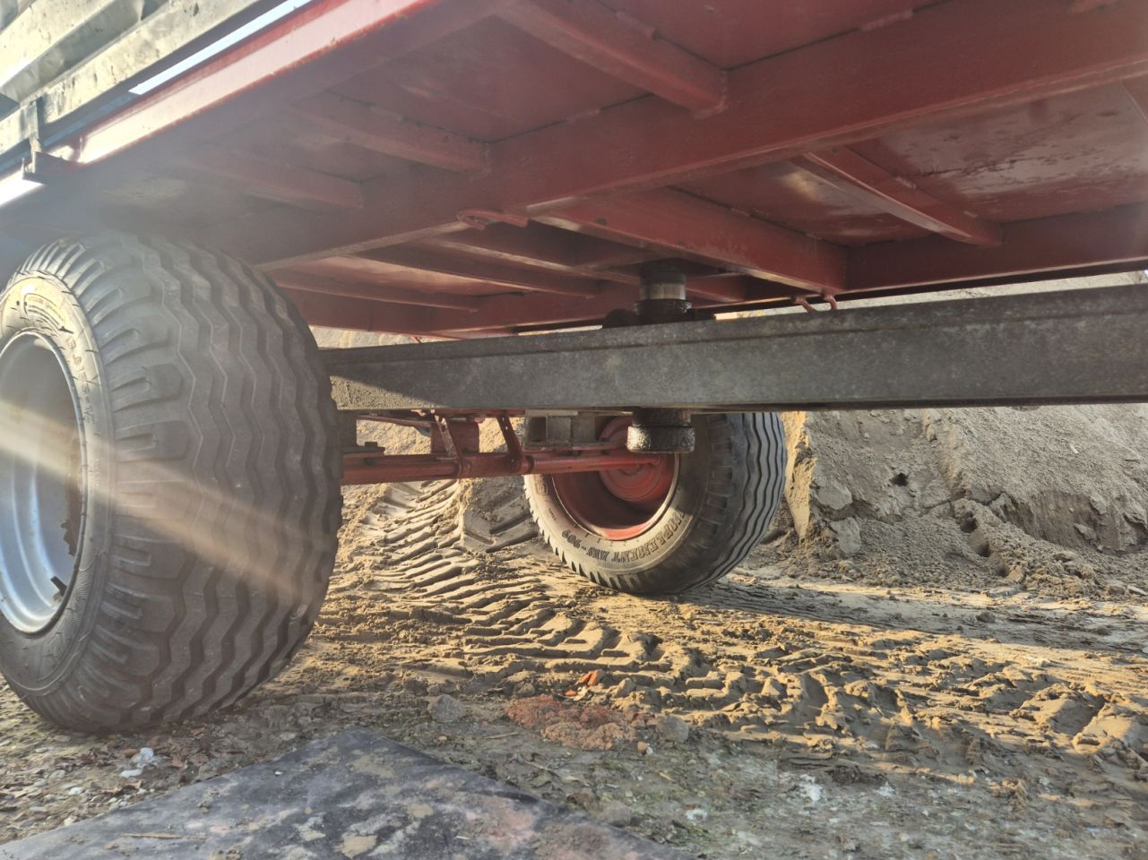 Enkelas 3 zijdige kipper bakkenwagen