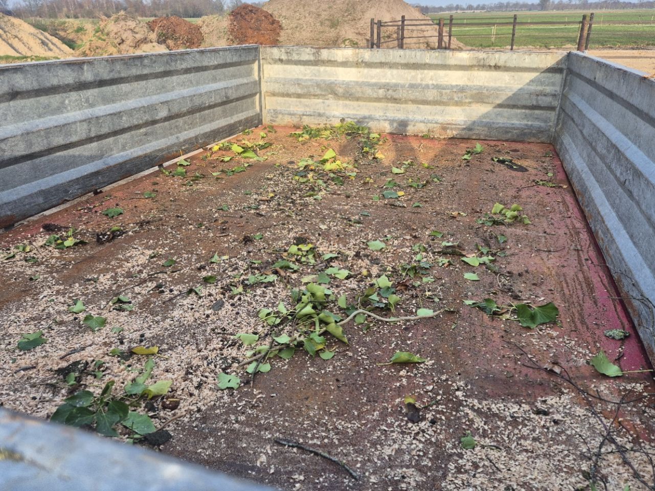 Enkelas 3 zijdige kipper bakkenwagen