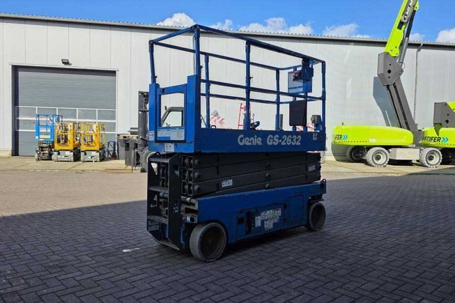 Genie GS2632 Electric, 10m Working Height, Non Marking T