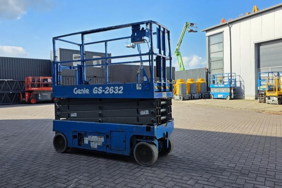 Genie GS2632 Electric, 10m Working Height, Non Marking T
