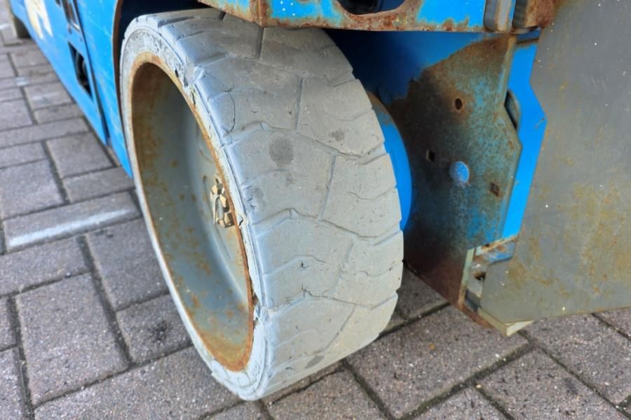 Genie GS2632 Electric, 10m Working Height, Non Marking T